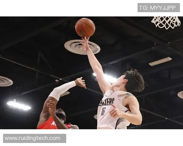 朱霍勒迪的篮球之路：从新秀到全明星的辉煌历程与挑战